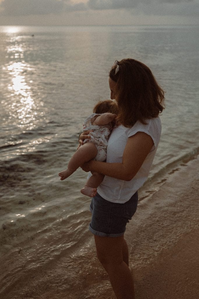 Photo pris par un photographe de Guadeloupe, spécialiste des mariages, photos de couples ou en famille, ou photo de mise en valeur immobilière, pour restaurants, artisans. Photo de CW Photographe
