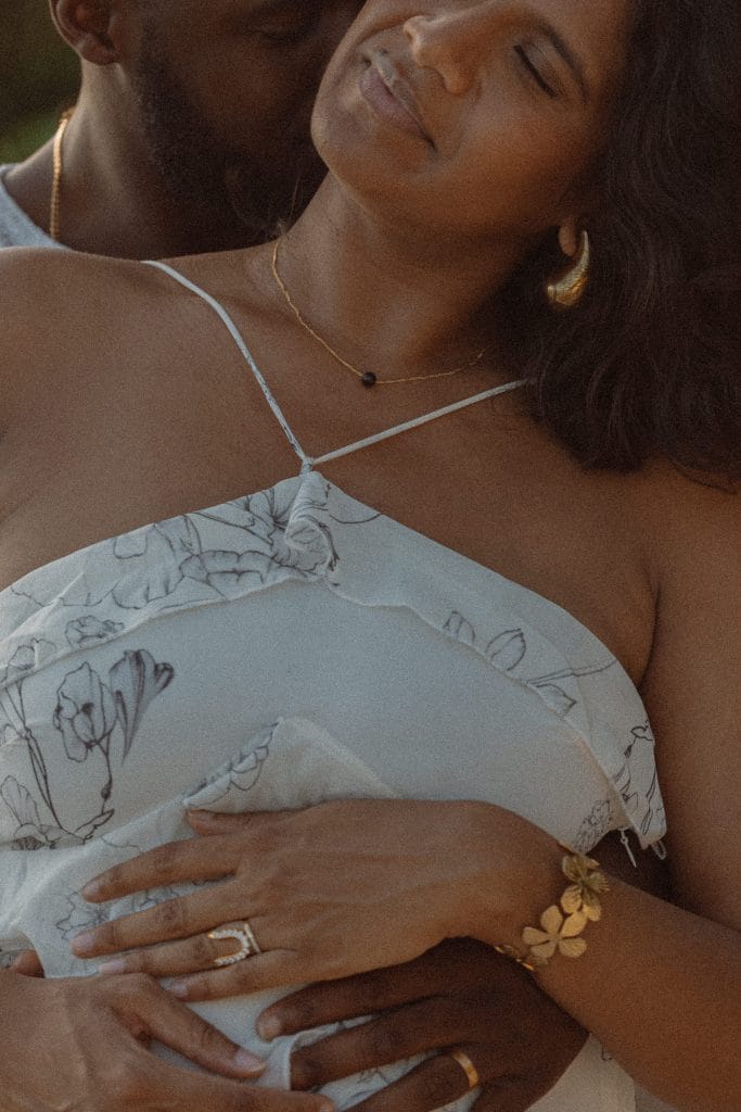 Photo pris par un photographe de Guadeloupe, spécialiste des mariages, photos de couples ou en famille, ou photo de mise en valeur immobilière, pour restaurants, artisans. Photo de CW Photographe