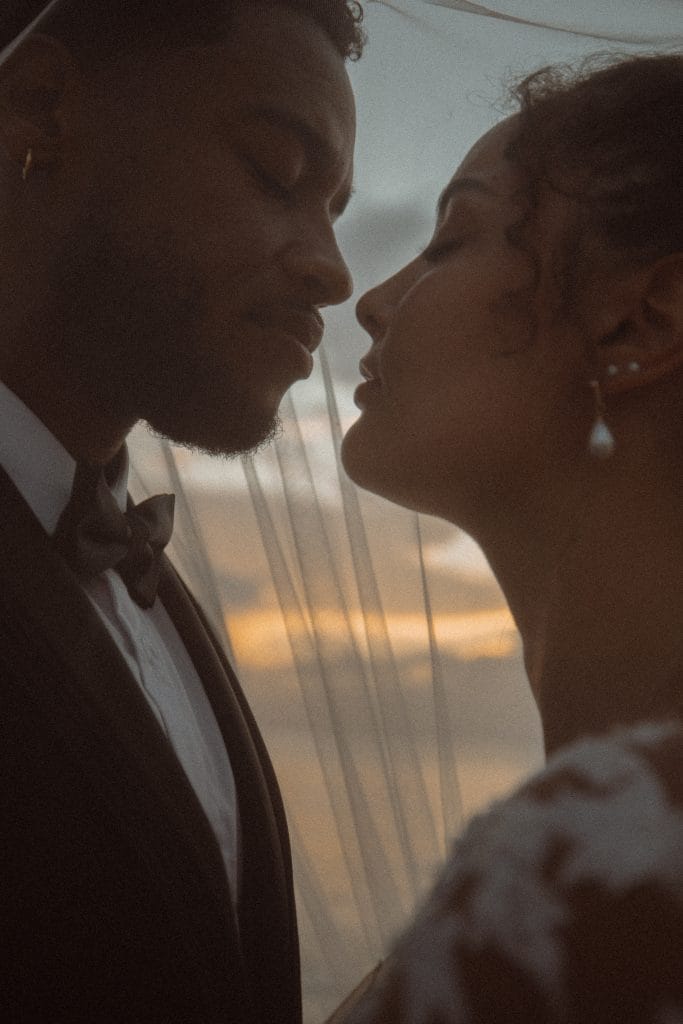 Photo pris par un photographe de Guadeloupe, spécialiste des mariages, photos de couples ou en famille, ou photo de mise en valeur immobilière, pour restaurants, artisans. Photo de CW Photographe