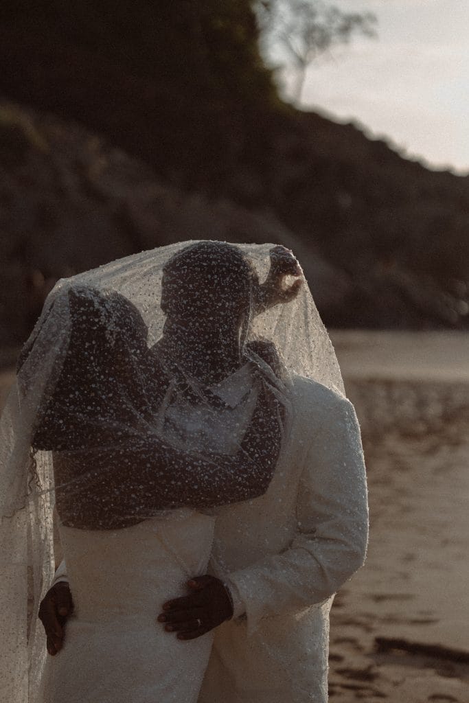 Photo pris par un photographe de Guadeloupe, spécialiste des mariages, photos de couples ou en famille, ou photo de mise en valeur immobilière, pour restaurants, artisans. Photo de CW Photographe