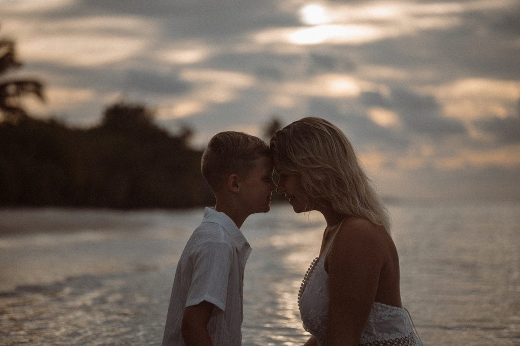 Photo pris par un photographe de Guadeloupe, spécialiste des mariages, photos de couples ou en famille, ou photo de mise en valeur immobilière, pour restaurants, artisans. Photo de CW Photographe