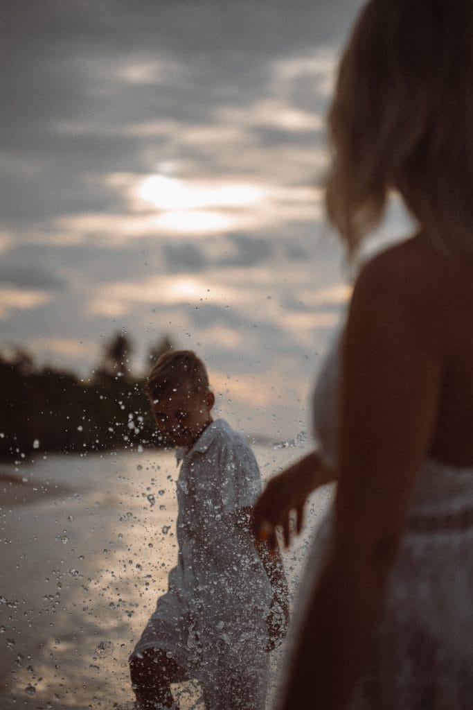 Photo pris par un photographe de Guadeloupe, spécialiste des mariages, photos de couples ou en famille, ou photo de mise en valeur immobilière, pour restaurants, artisans. Photo de CW Photographe