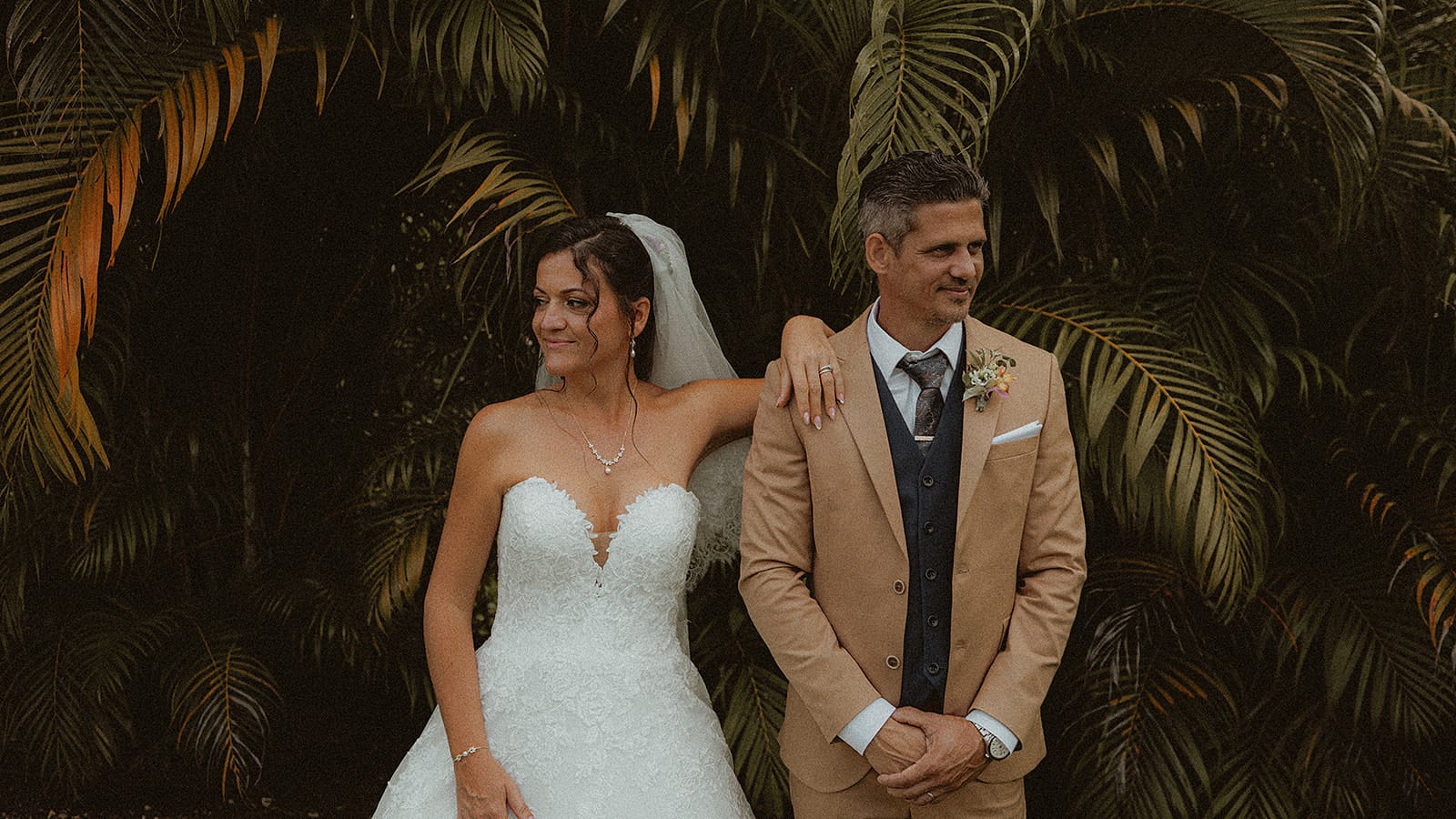 Photo pris par un photographe de Guadeloupe, spécialiste des mariages, photos de couples ou en famille, ou photo de mise en valeur immobilière, pour restaurants, artisans. Photo de CW Photographe